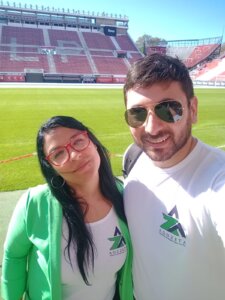 Acerca de nosotros. Somos Agustín CEO y fundador y Sabrina Co-fundadora de Aguzeta